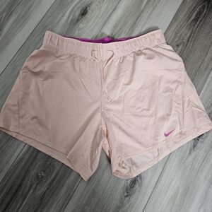 Nike Women's Light Pink Athletic Shorts Sz M